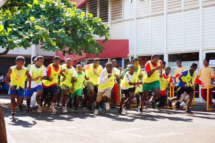 https://clg-koungou.ac-mayotte.fr/wp-content/uploads/2019/09/dsc01774.jpg 700w, https://clg-koungou.ac-mayotte.fr/wp-content/uploads/2019/09/dsc01774-300x199.jpg 300w